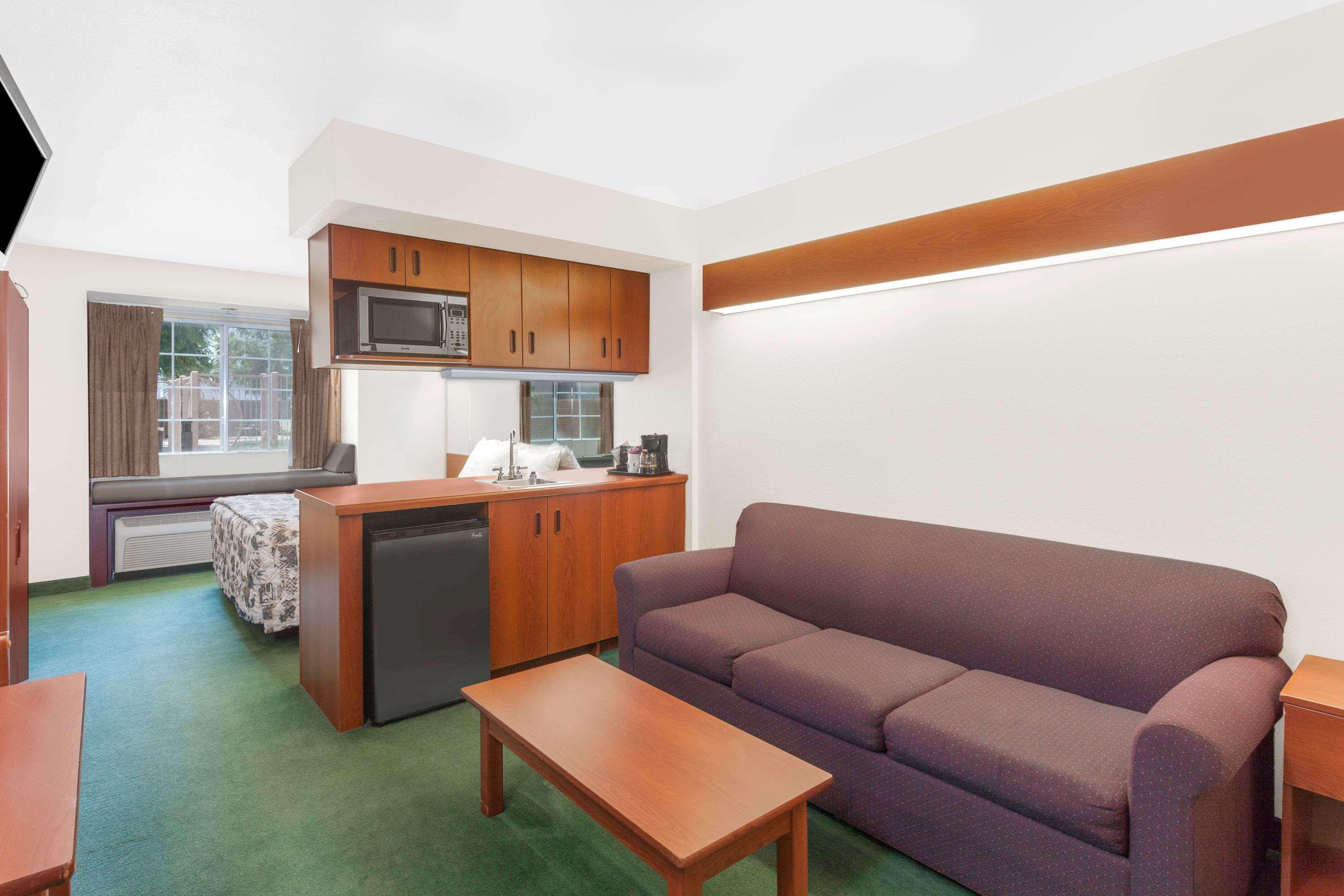 Microtel Inn & Suites By Wyndham Wellton Exteriér fotografie