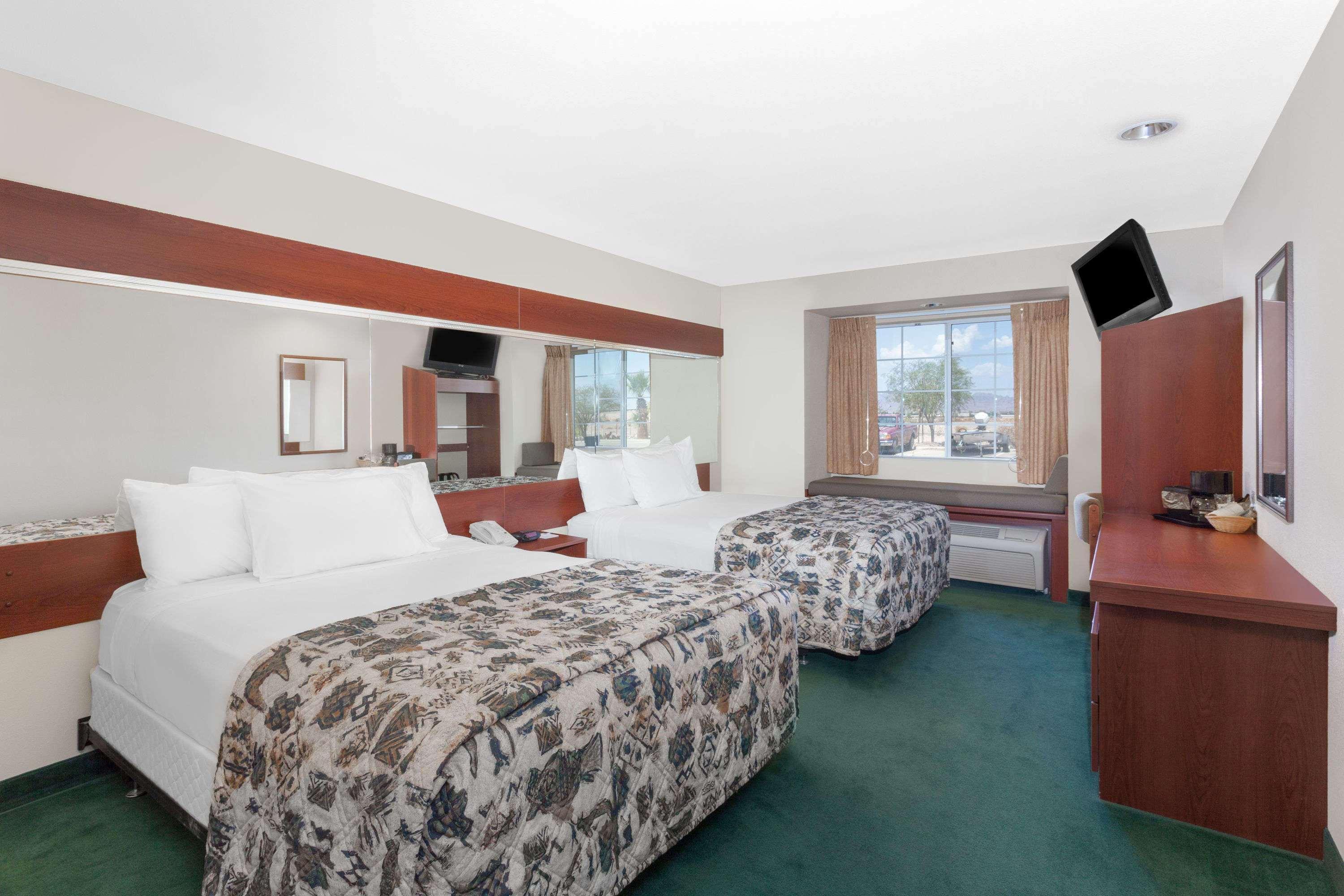 Microtel Inn & Suites By Wyndham Wellton Exteriér fotografie