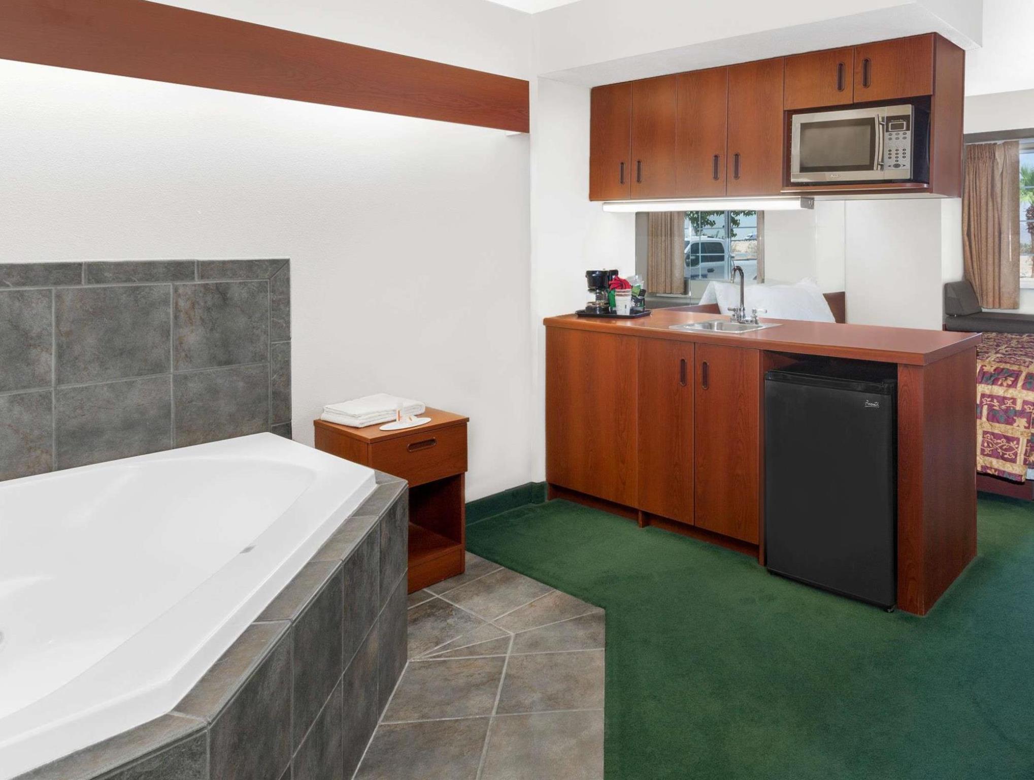 Microtel Inn & Suites By Wyndham Wellton Exteriér fotografie