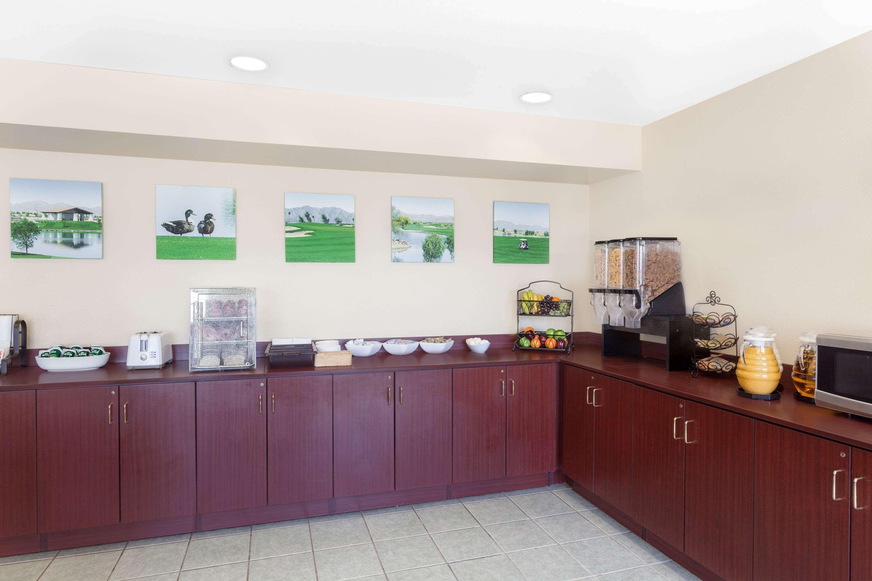 Microtel Inn & Suites By Wyndham Wellton Exteriér fotografie