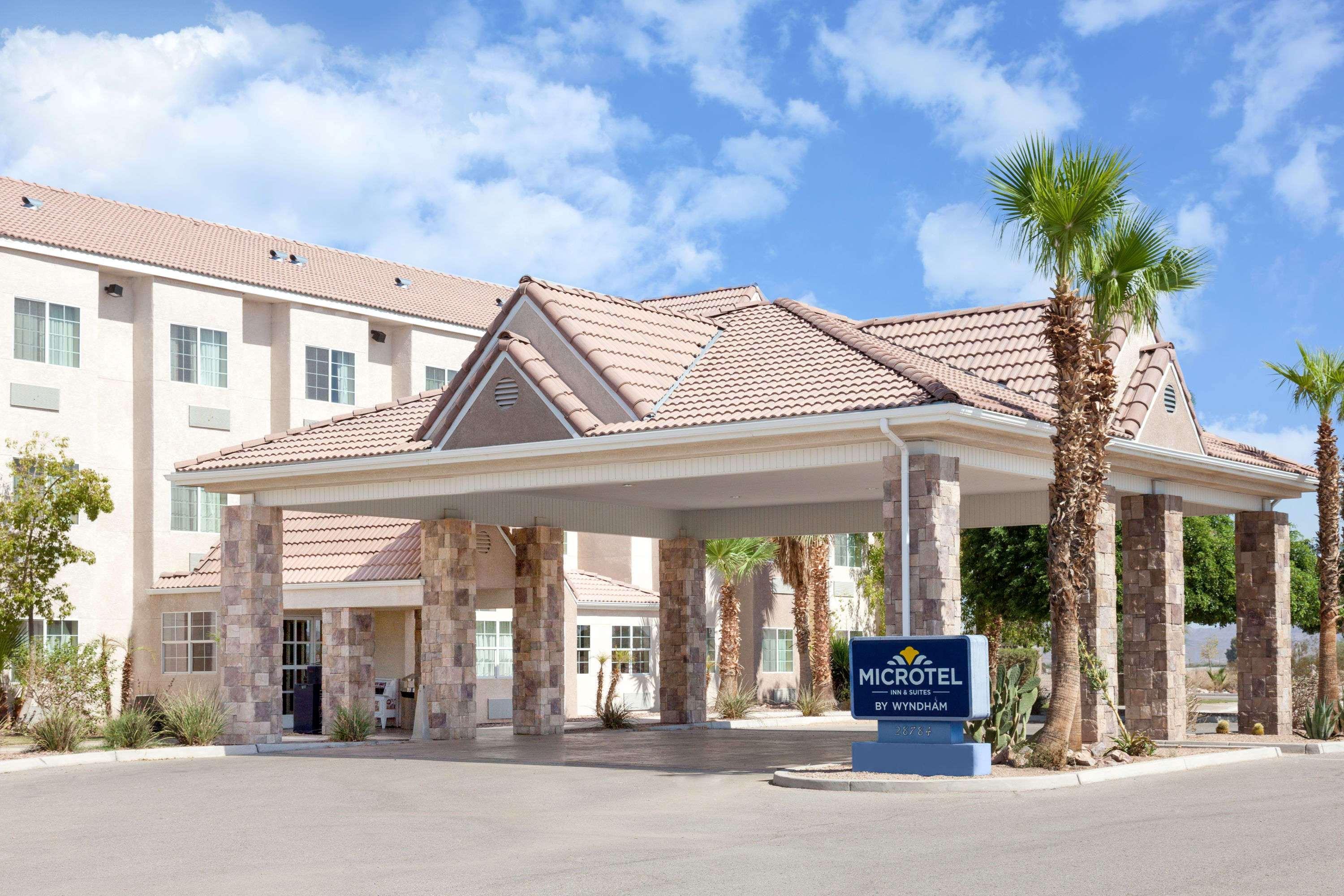 Microtel Inn & Suites By Wyndham Wellton Exteriér fotografie