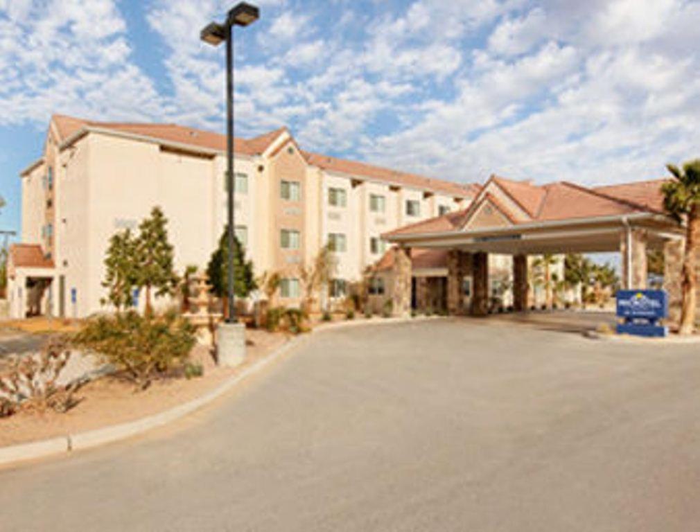 Microtel Inn & Suites By Wyndham Wellton Exteriér fotografie